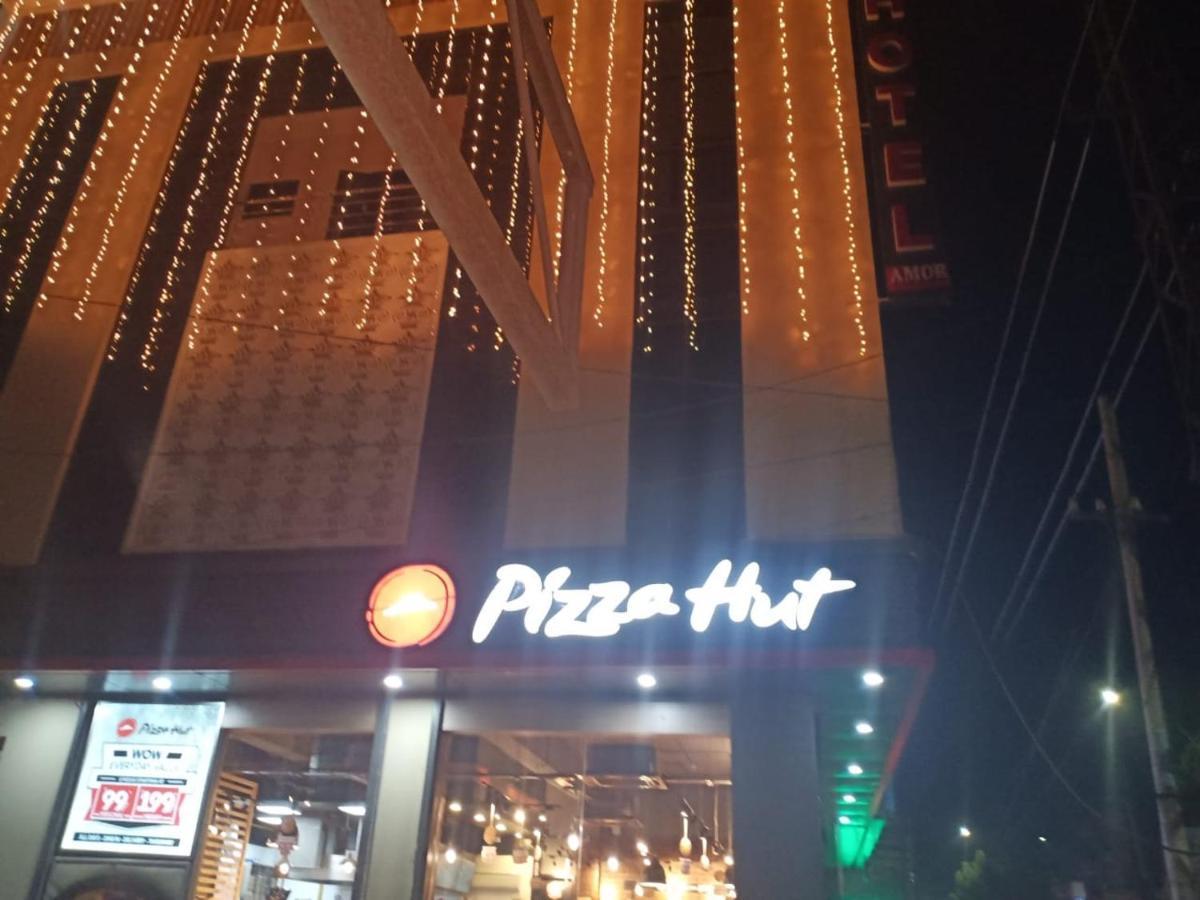 Amor Hotel Ganganagar Екстер'єр фото