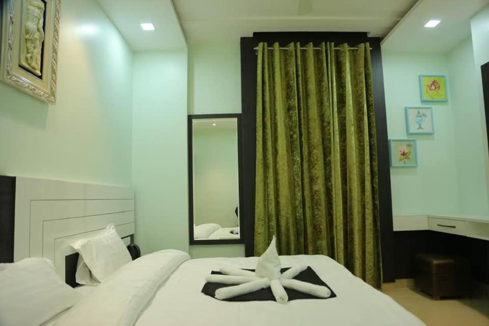 Amor Hotel Ganganagar Екстер'єр фото
